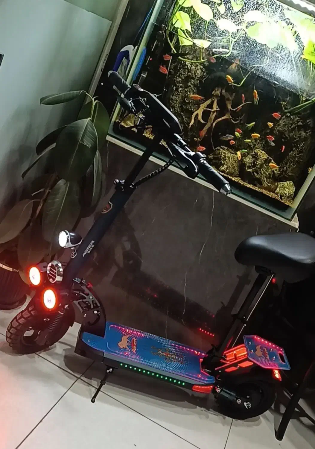 اسکوتر شارژی|دوچرخه، اسکیت، اسکوتر|قم, هنرستان|دیوار