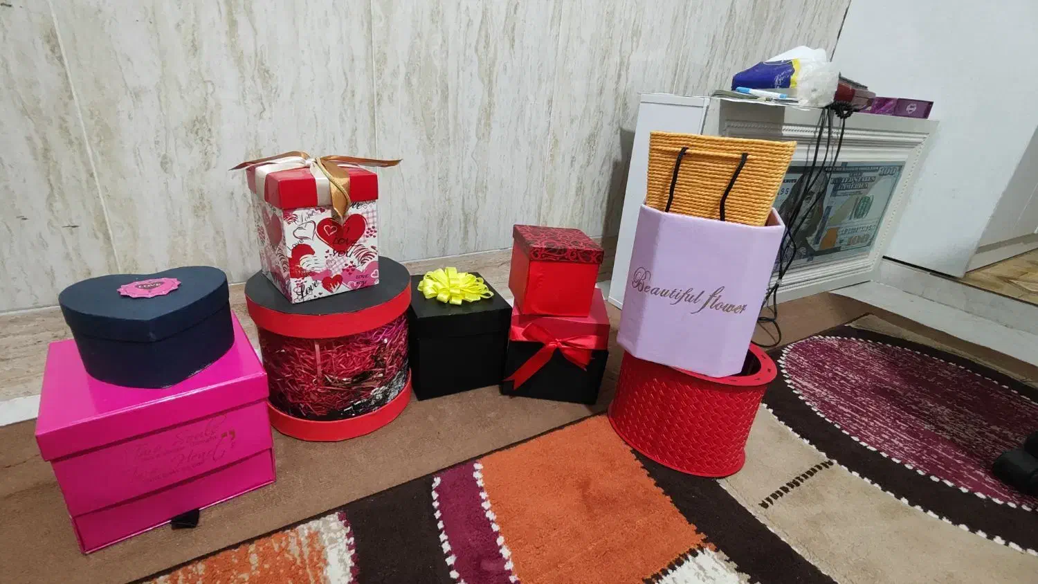 باکس هدیه|صنایع دستی و سایر لوازم تزئینی|قم, هفت تیر|دیوار