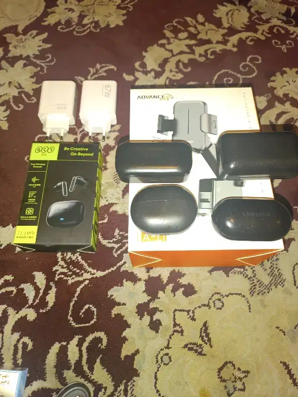 هندفری آکبند کی سی وای ۱۳پرو مشکی آکبند و....|لوازم جانبی موبایل و تبلت|تهران, سلسبیل جنوبی|دیوار