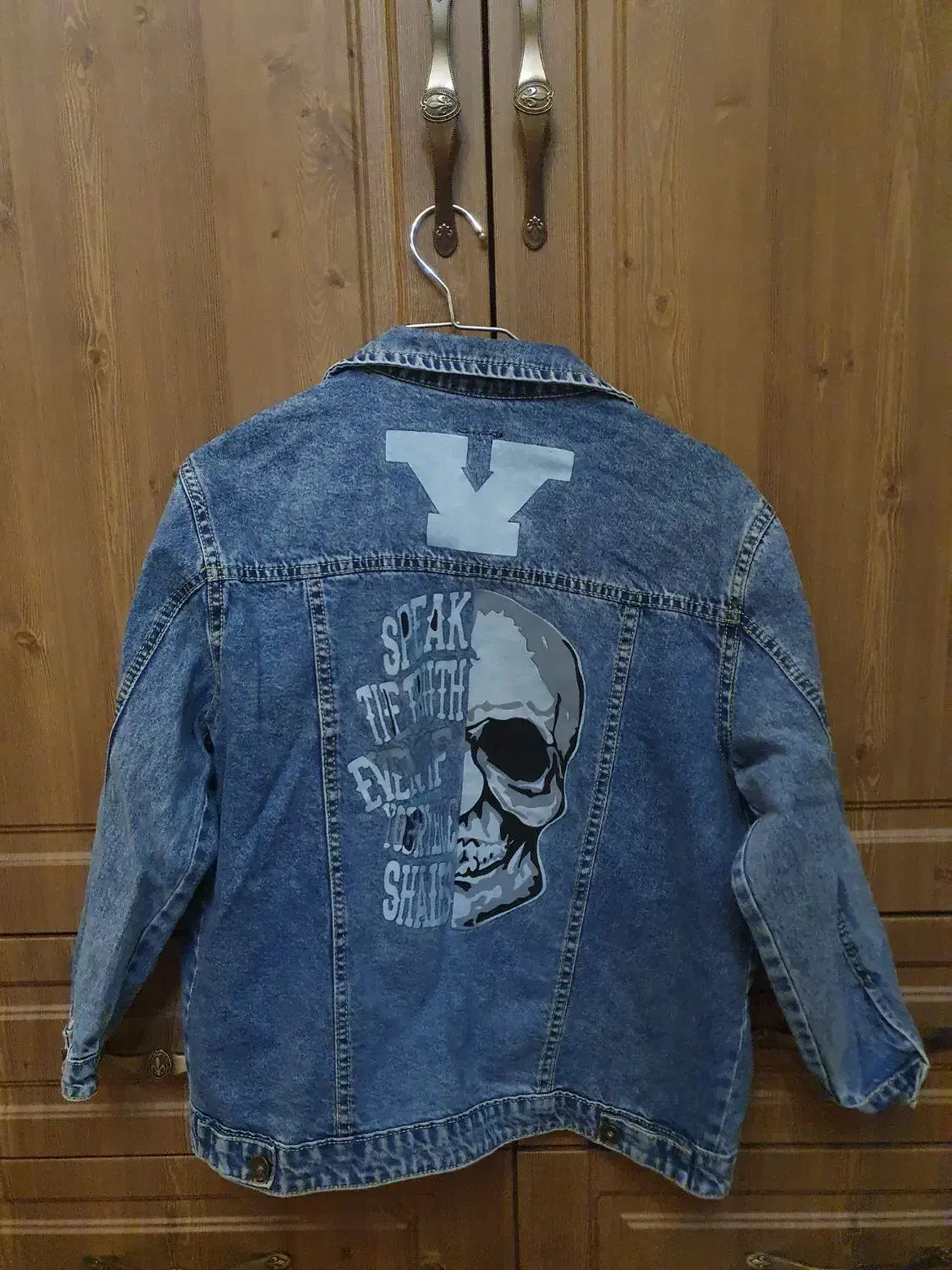 لباس|لباس|شیراز, قدوسی شرقی|دیوار