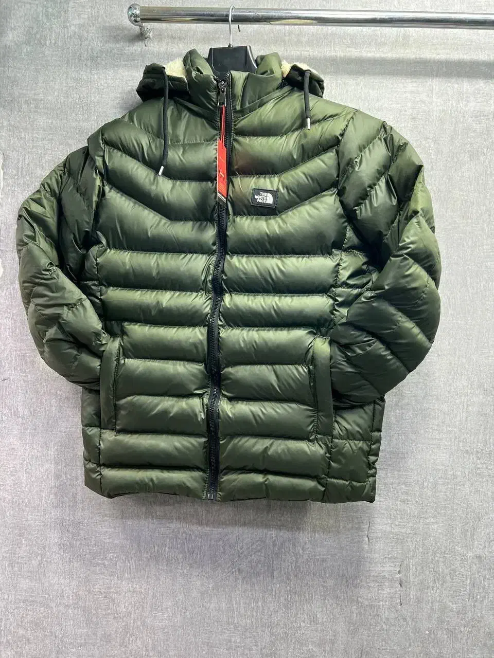 کاپشن نورس فیس الیاف خارجی|لباس|مشهد, عیدگاه|دیوار