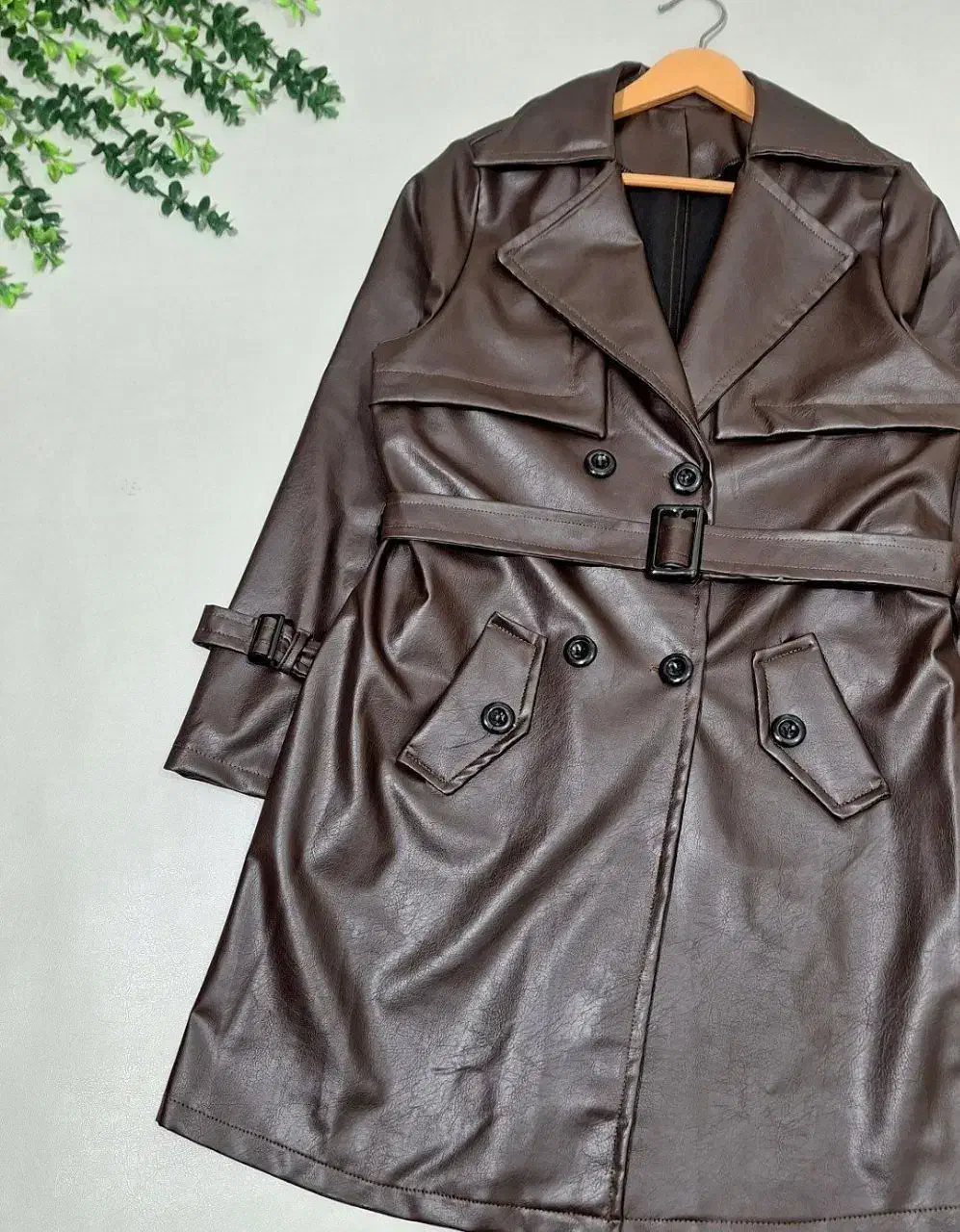 چرم|لباس|یزد, |دیوار