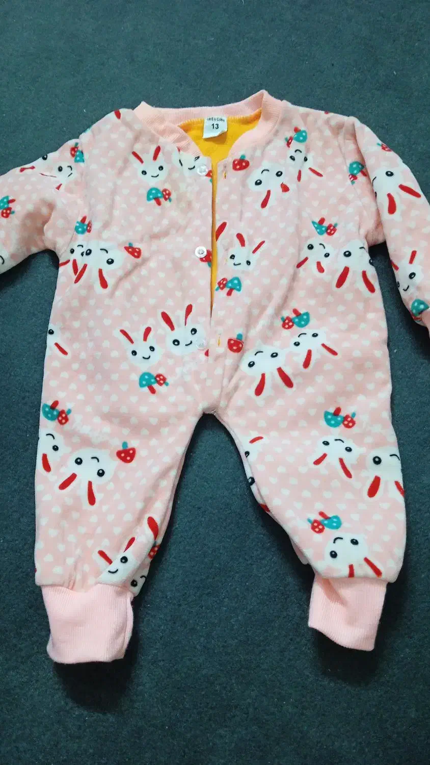 لباس بچه در حد نو|کفش و لباس بچه|قائمشهر, |دیوار