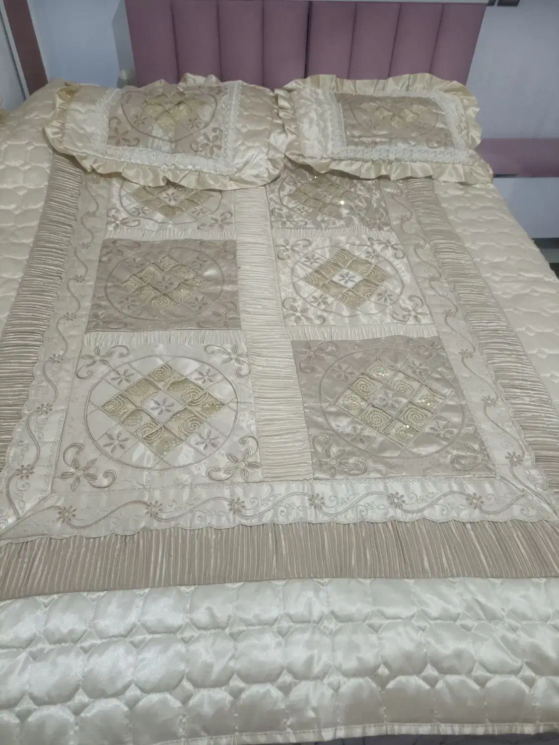 روتختی ساتن نباتی رنگ|سرویس روتختی|اصفهان, ملک‌شهر|دیوار