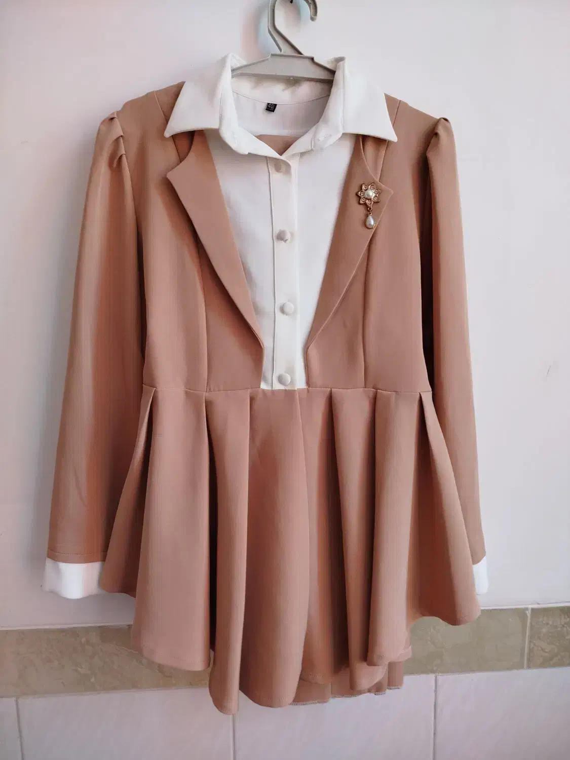 دو عدد کت شلوار و مانتو نو(توضیحات بخونید)|لباس|میبد, |دیوار