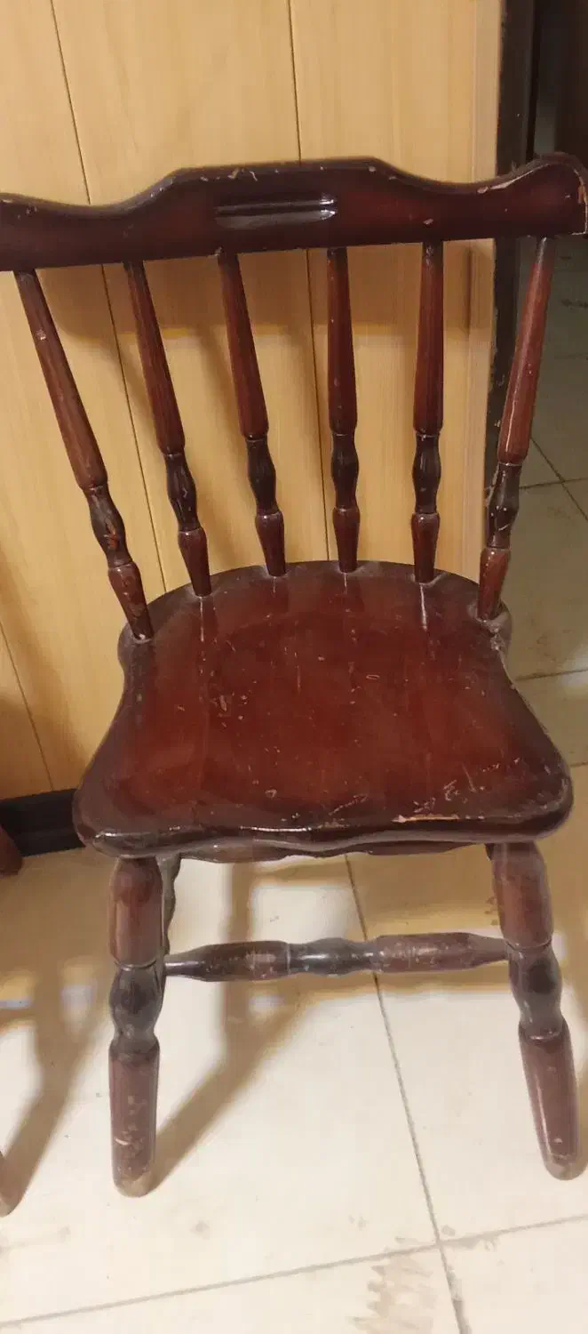 صندلی چوبی پایه کوتاه محکم|صندلی و نیمکت|سنندج, |دیوار