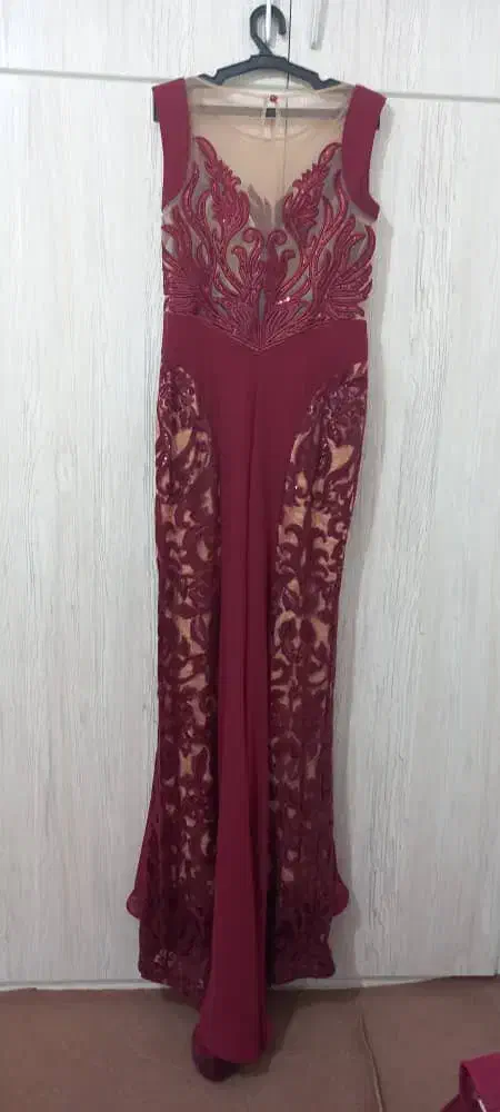 لباس مجلسی|لباس|ماکو, |دیوار