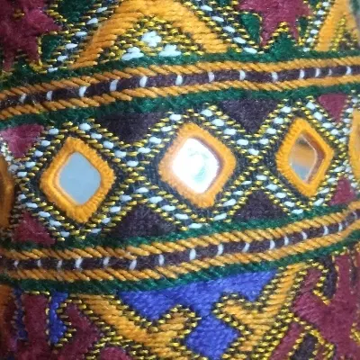 اینه|آینه|ایرانشهر, |دیوار