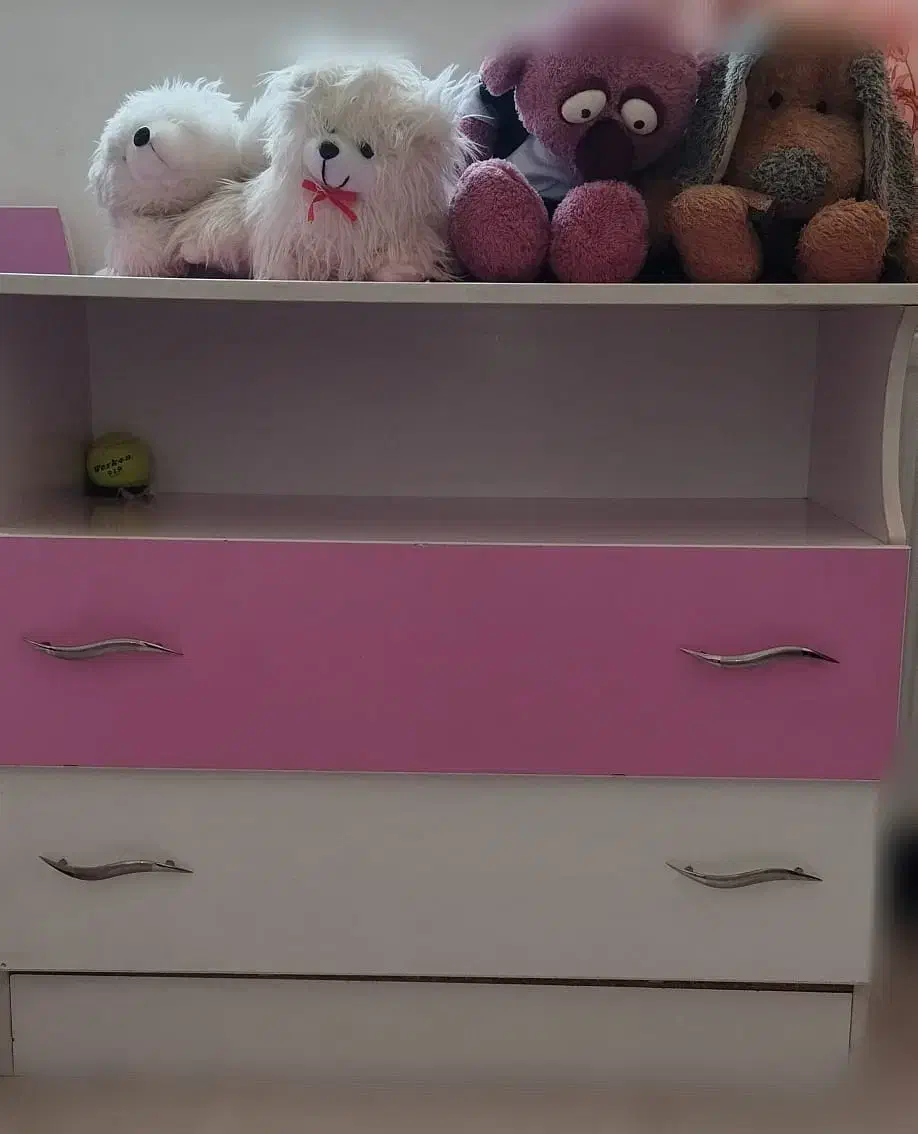 سرویس خواب نوزاد و نوجوان|تخت و سرویس خواب|فولادشهر, C8|دیوار