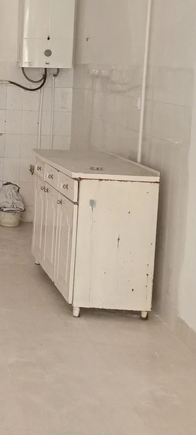 کابینت سه درو سه کشو|مصالح و تجهیزات ساختمان|بروجرد, |دیوار