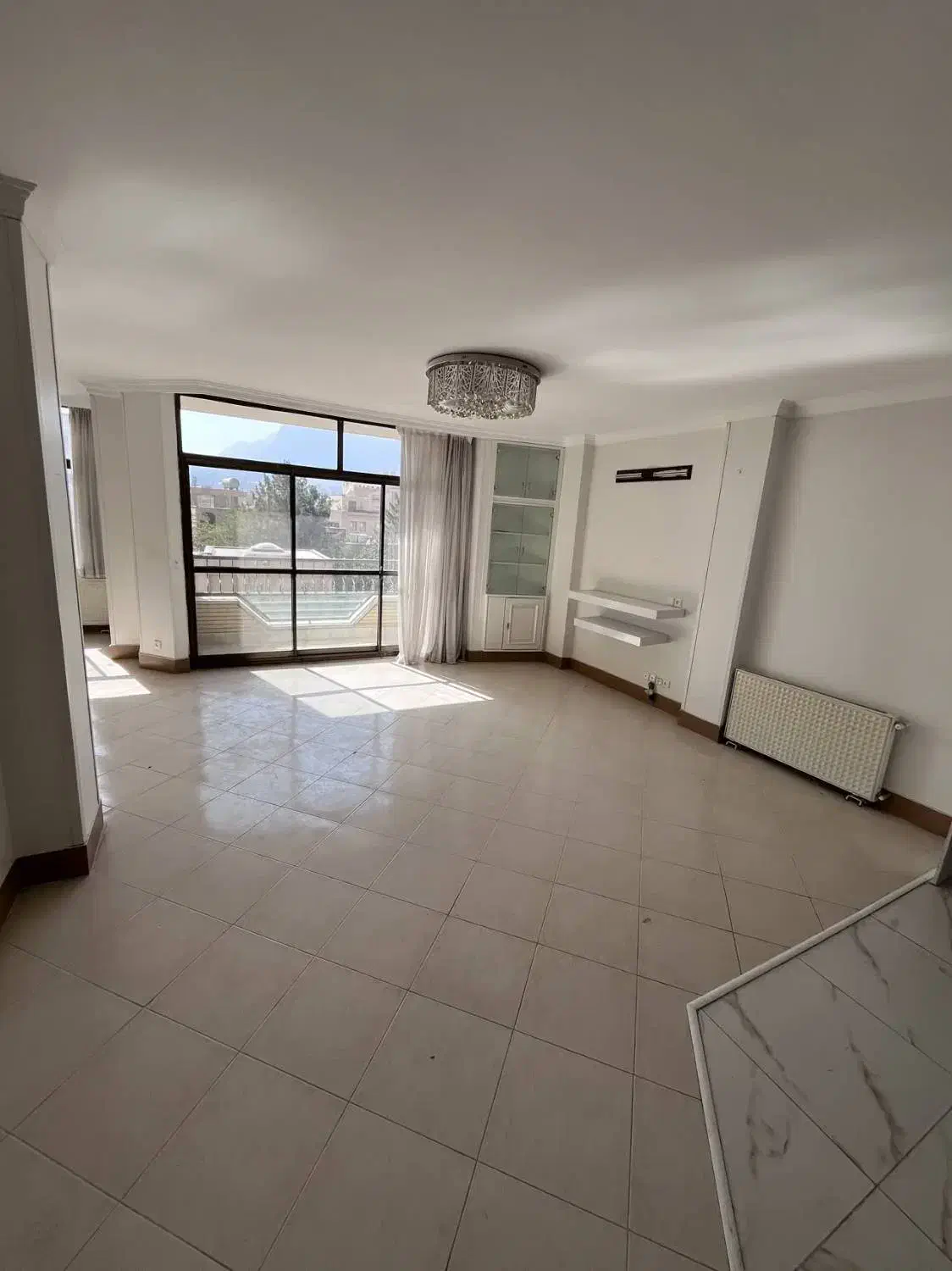 آپارتمان جنوبی ۱۰۰ متر خیابان محتشم کاشانی|اجارهٔ آپارتمان|اصفهان, حسین‌آباد|دیوار