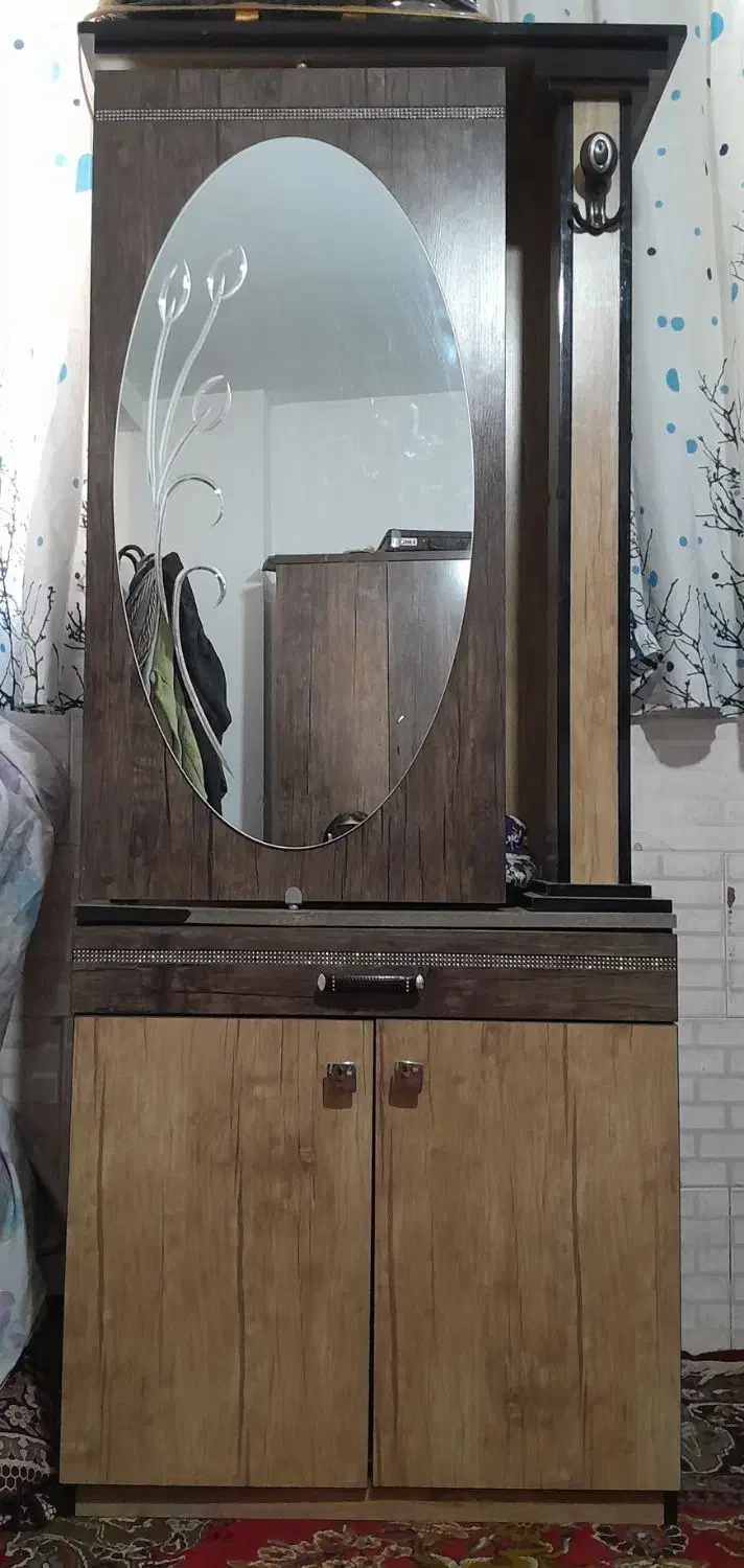 جاکفشی کمد آینه قدی جا لباسی|جاکفشی، کمد، دراور|نیشابور, گنبد سبز|دیوار