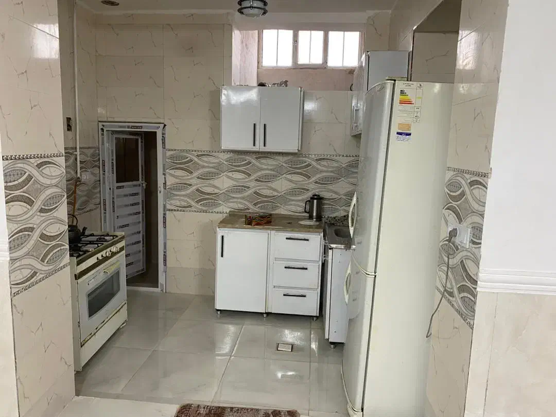 منزل مبله دو خوابه|اجارهٔ کوتاهمدت آپارتمان و سوئیت|شیراز, شهرک بهار|دیوار