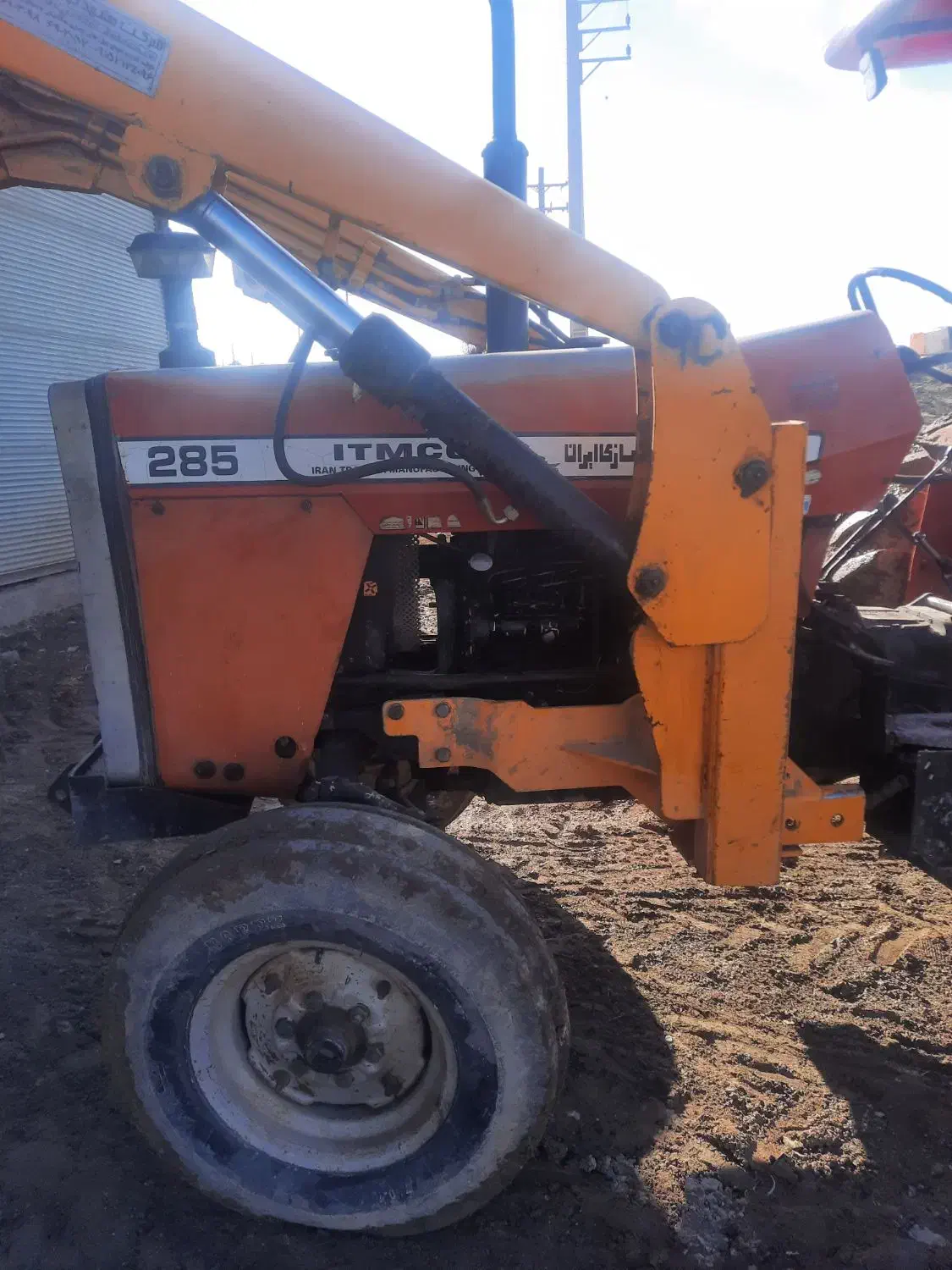 تراکتور ۲۸۵|خودرو سنگین|سلطانیه, |دیوار