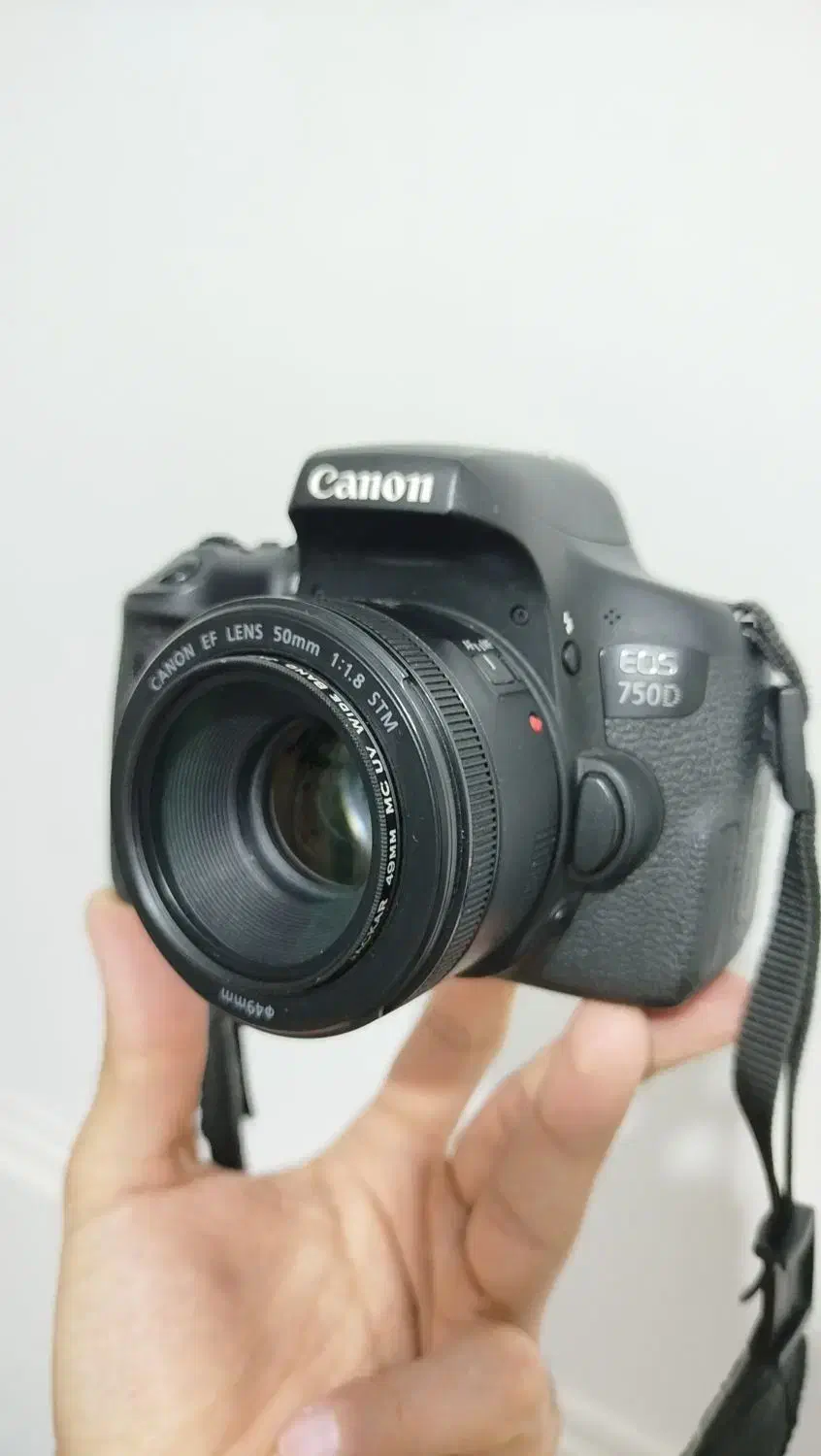 دوربین کنون Canon 750d با لنز 50m F1.8(کانن 750d)|دوربین عکاسی و فیلم‌برداری|فولادشهر, B5|دیوار