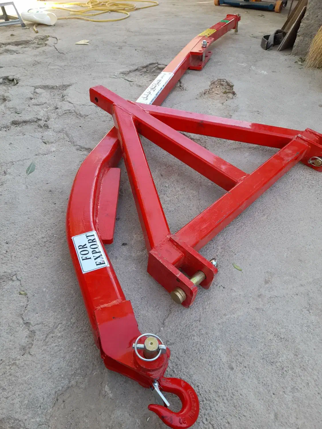 جرثقیل پشت تراکتوری|ماشین‌آلات صنعتی|کوزران, |دیوار