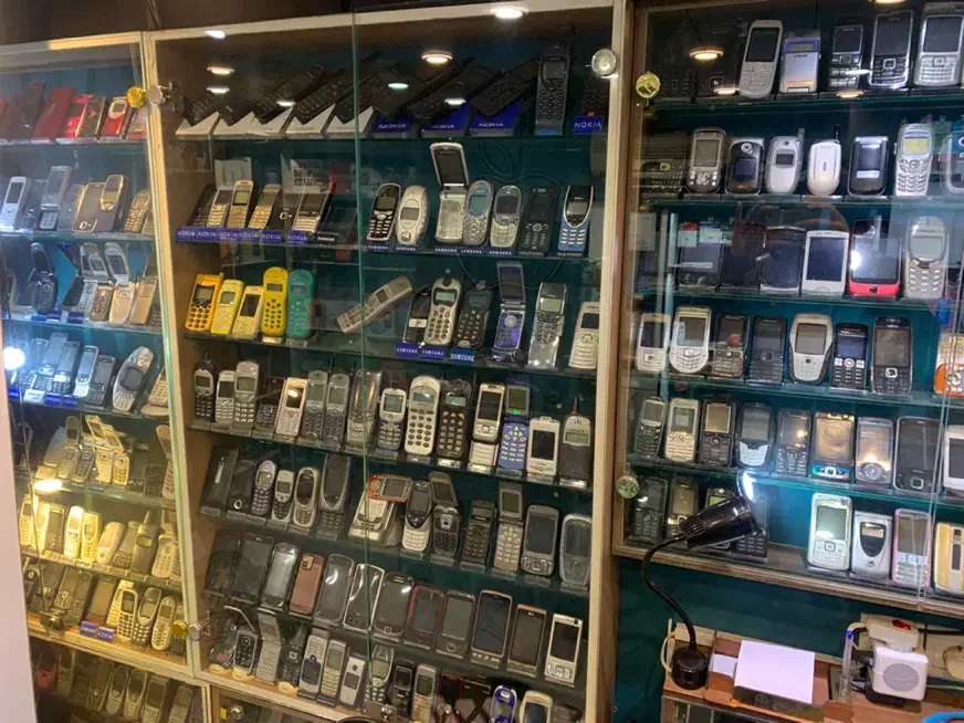 کلکسیون گوشی های قدیمی|موبایل|سنندج, |دیوار