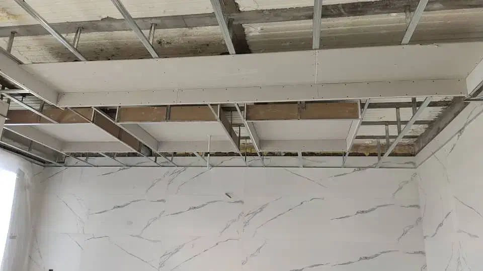 استخدام نیرو ساده  برای نصب کناف|استخدام معماری، عمران و ساختمانی|اراک, |دیوار