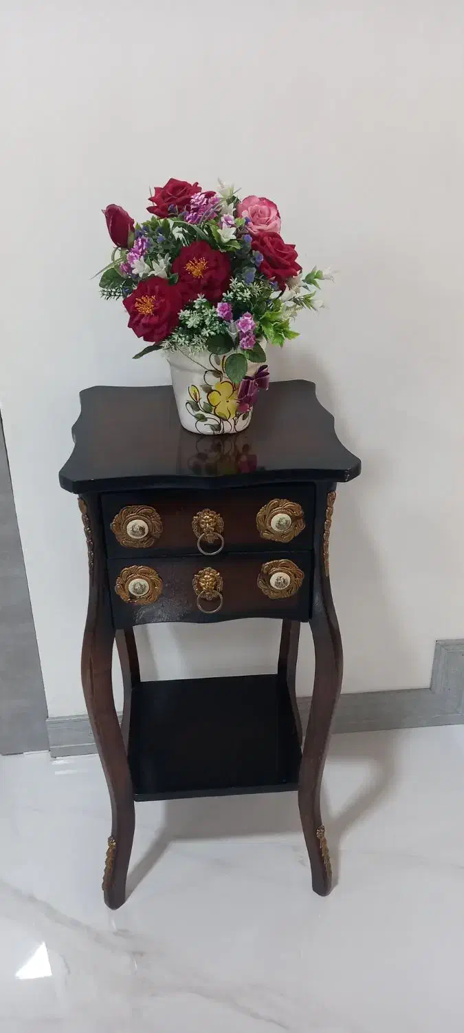 میز تلفن در حد نو|میز تلفن|بابلسر, |دیوار