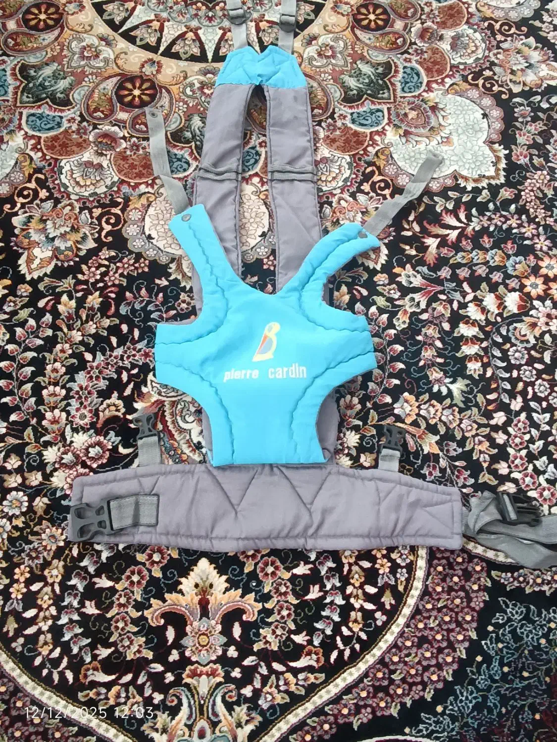 آغوش گیر نوزاد درحد نو|اسباب و اثاث بچه|الیگودرز, |دیوار