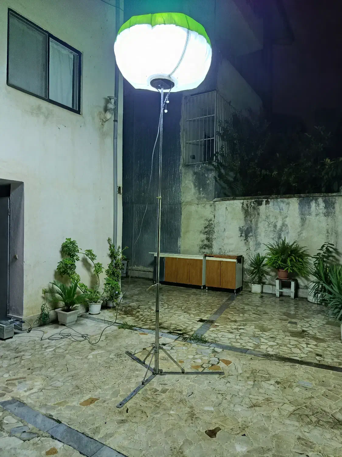 دستگاه لایت تاور بالن (بالن نورانی)|سایر لوازم برقی|رشت, رشتیان|دیوار