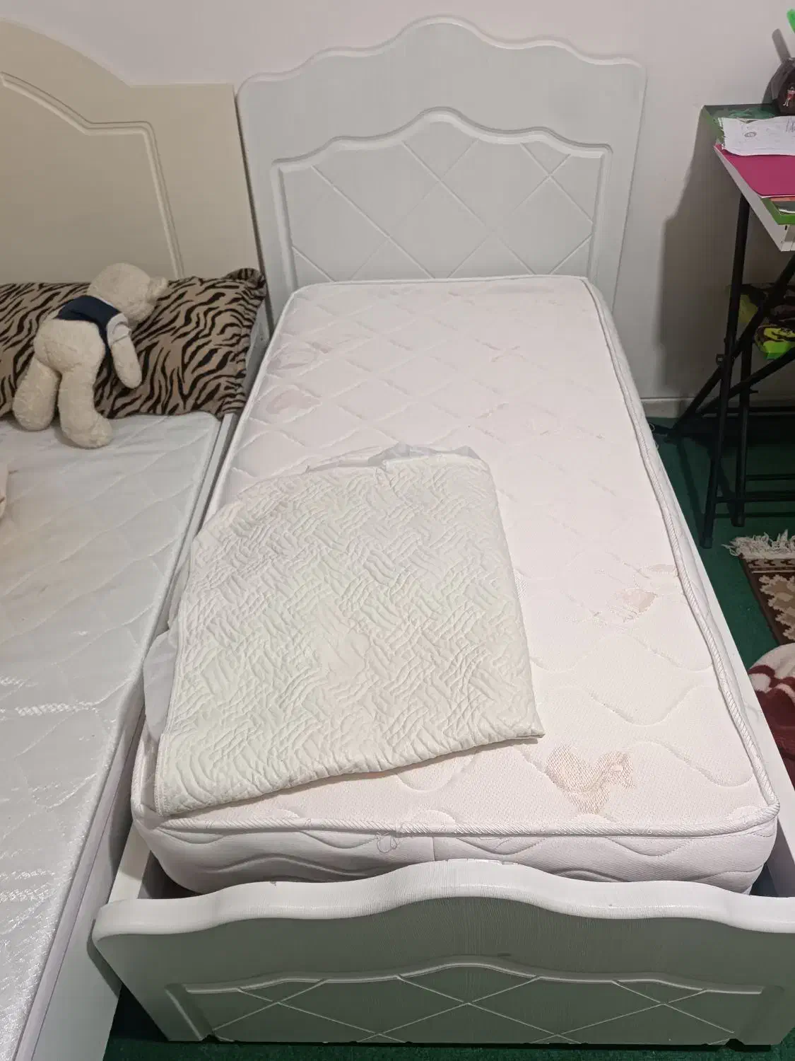 تخت کودک با تشک فنری و محافظ تشک|اسباب و اثاث بچه|اصفهان, شهید رجایی|دیوار