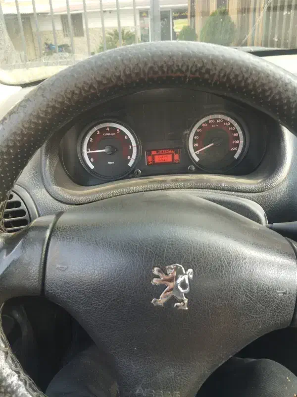 ۲۰۶sd مدل v8|خودرو سواری و وانت|زرگرشهر, |دیوار