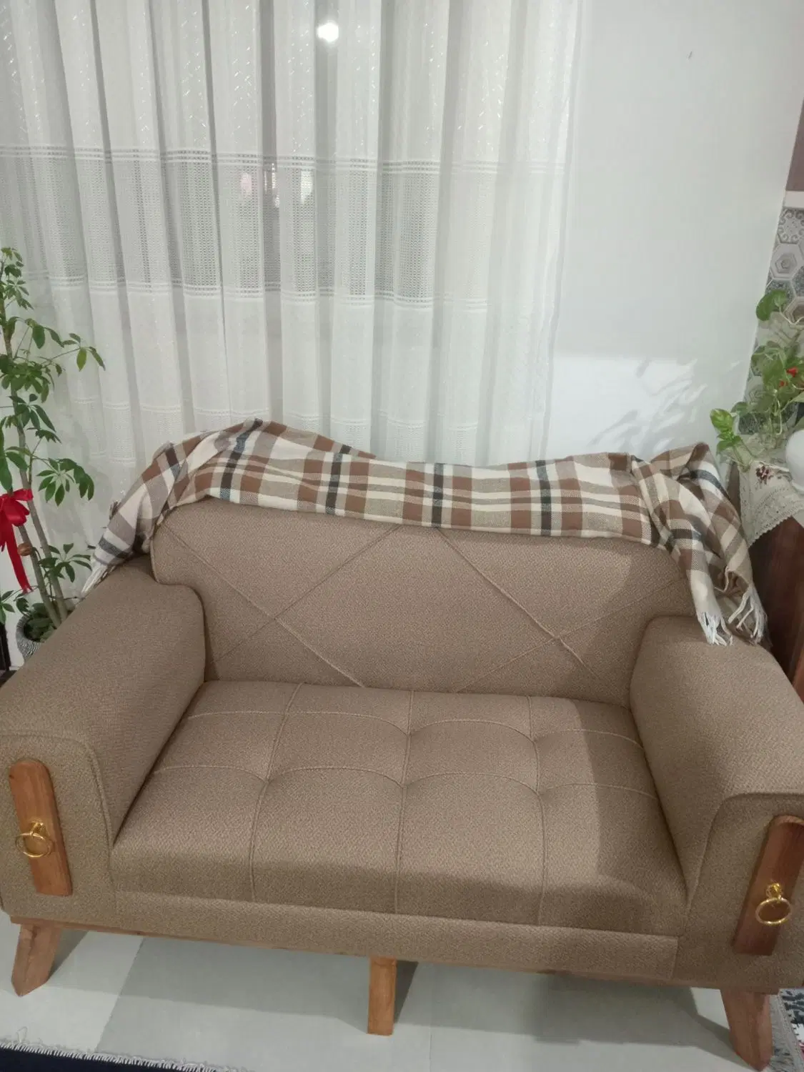 مبل نو|مبلمان خانگی و میز عسلی|رشت, کوی امام رضا|دیوار