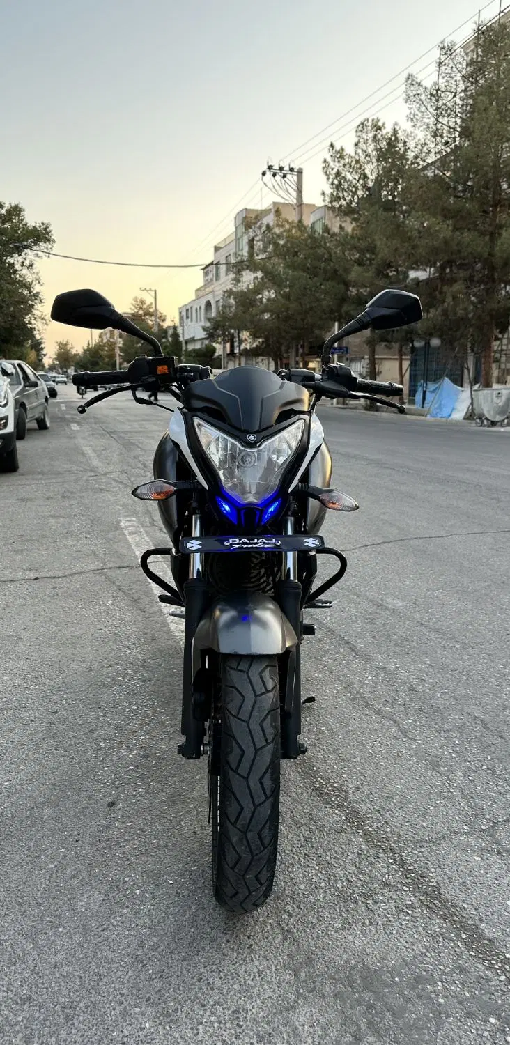ns200|موتورسیکلت|دامغان, |دیوار