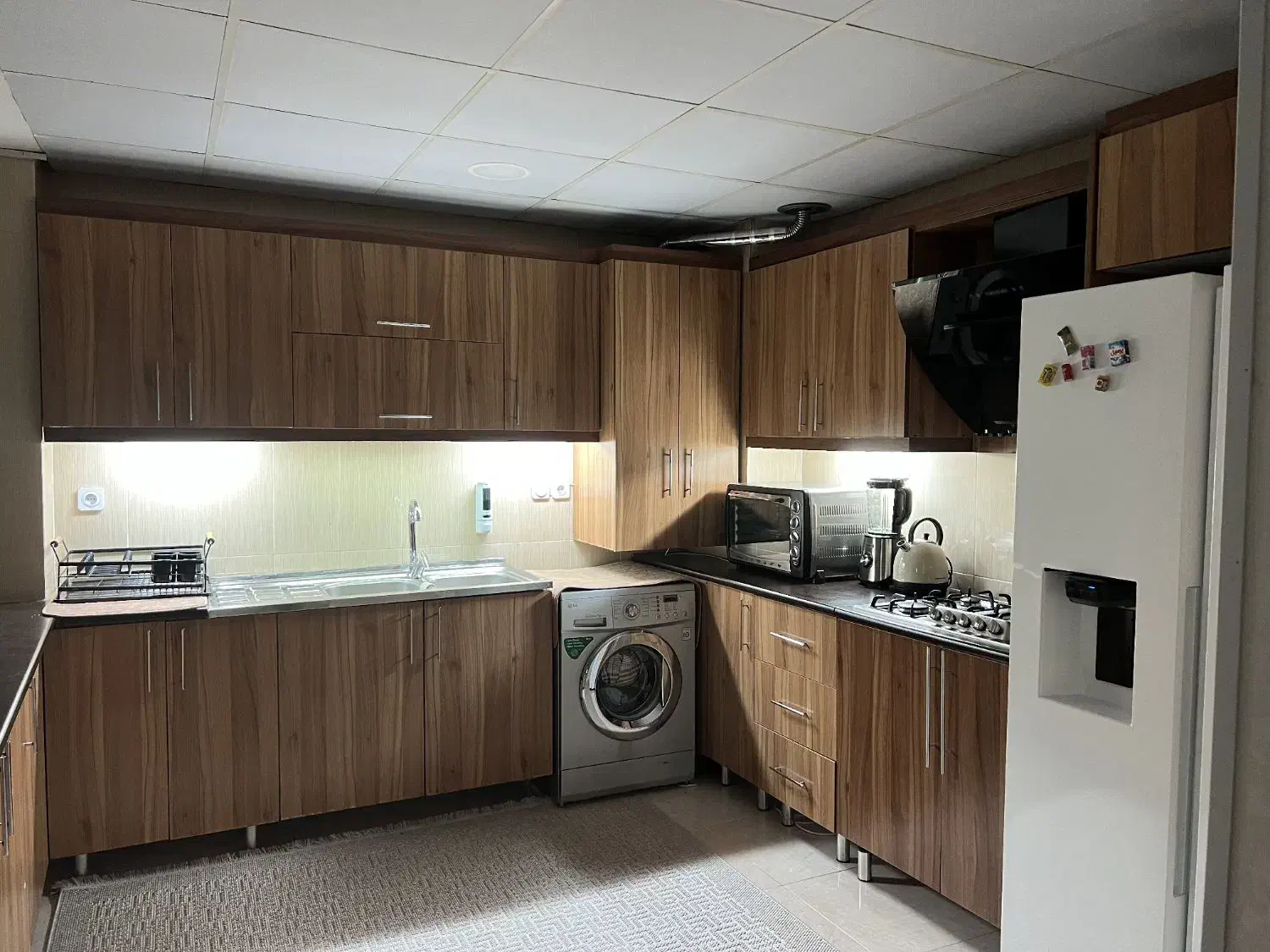 کابینت در حد نو|مصالح و تجهیزات ساختمان|کوه چنار, |دیوار