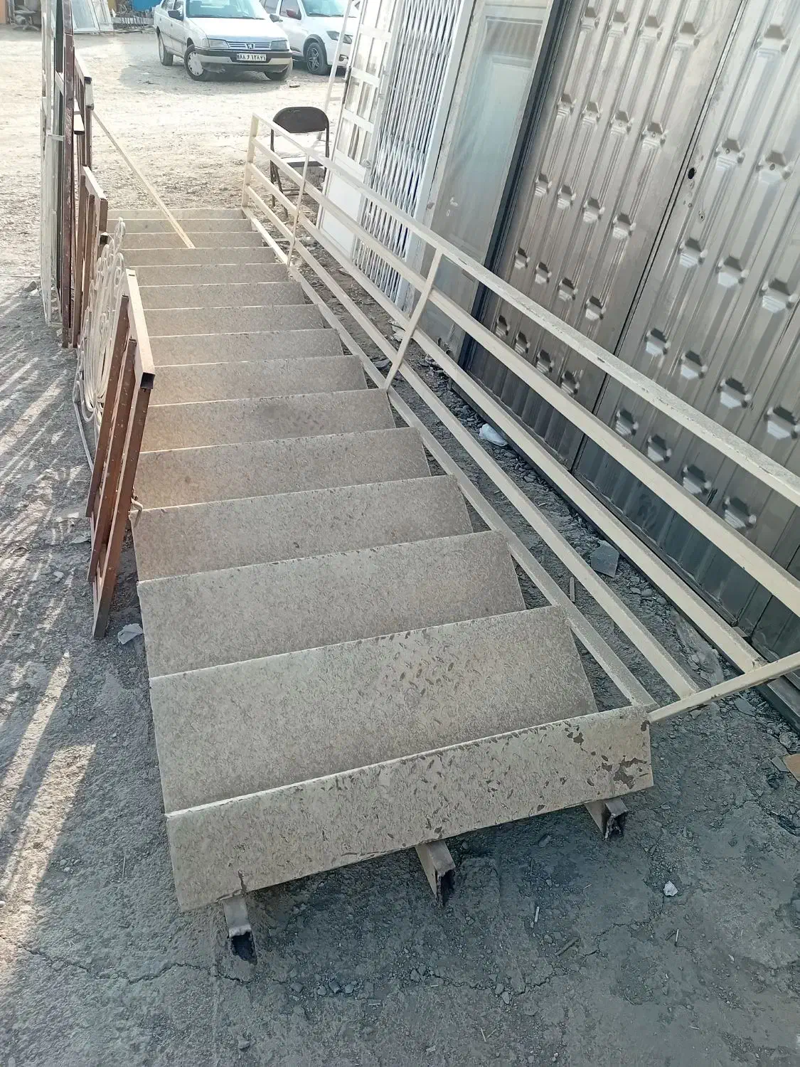 پله صاف کفی آج دار در حد نو|مصالح و تجهیزات ساختمان|چهارباغ, |دیوار