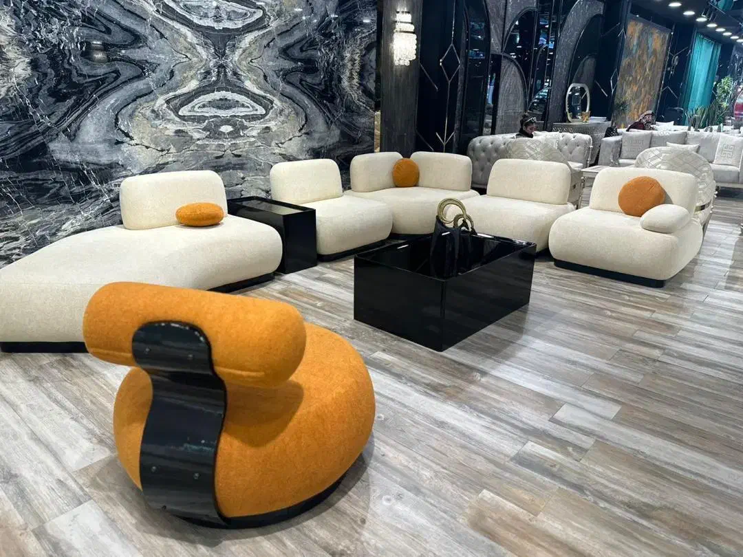 رنگ کار و نجار رویه کوب|استخدام صنعتی، فنی، مهندسی|جاجرود, |دیوار