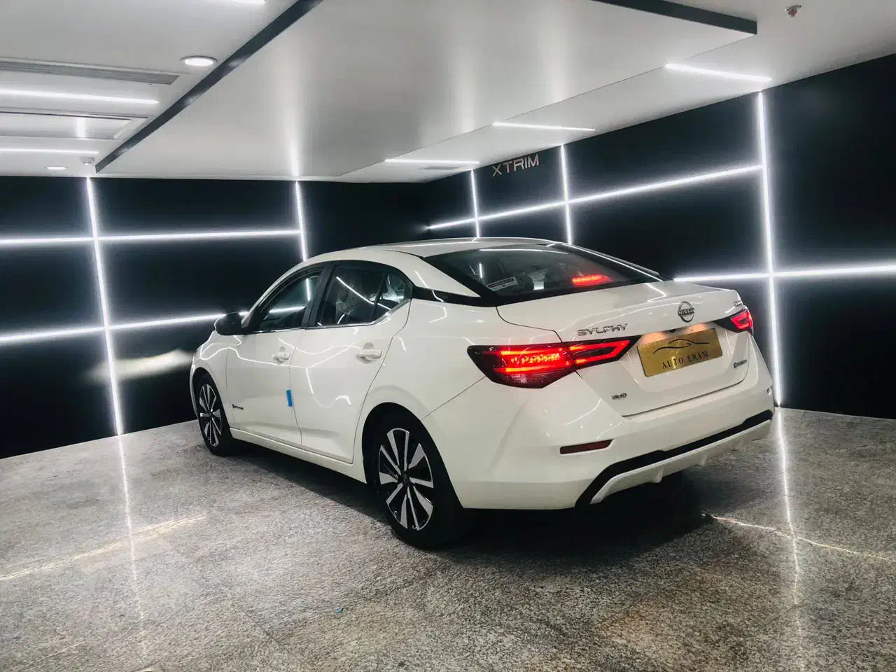 نیسان سیلفی|خودرو سواری و وانت|شیراز, عفیفآباد|دیوار