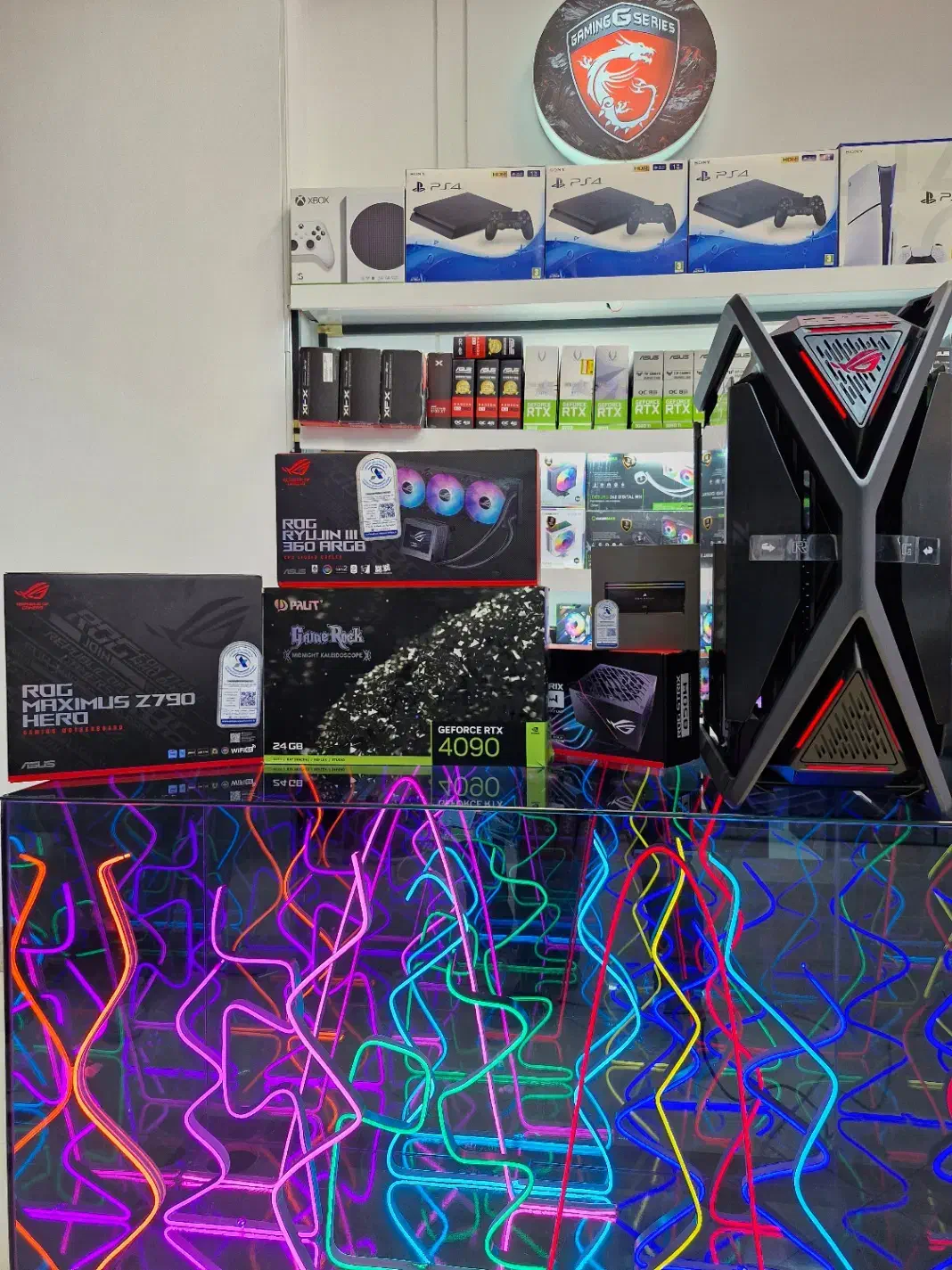 خرید و فروش کیس گرافیک مانیتور|رایانه رومیزی|مشهد, عامل|دیوار