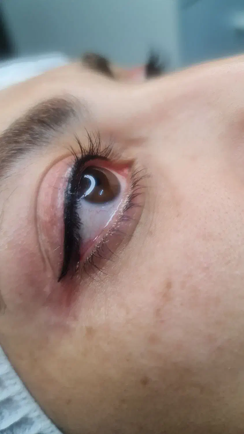 مدل رایگان خط چشم و شیدینگ چشم|خدمات آرایشگری و زیبایی|ساری, |دیوار