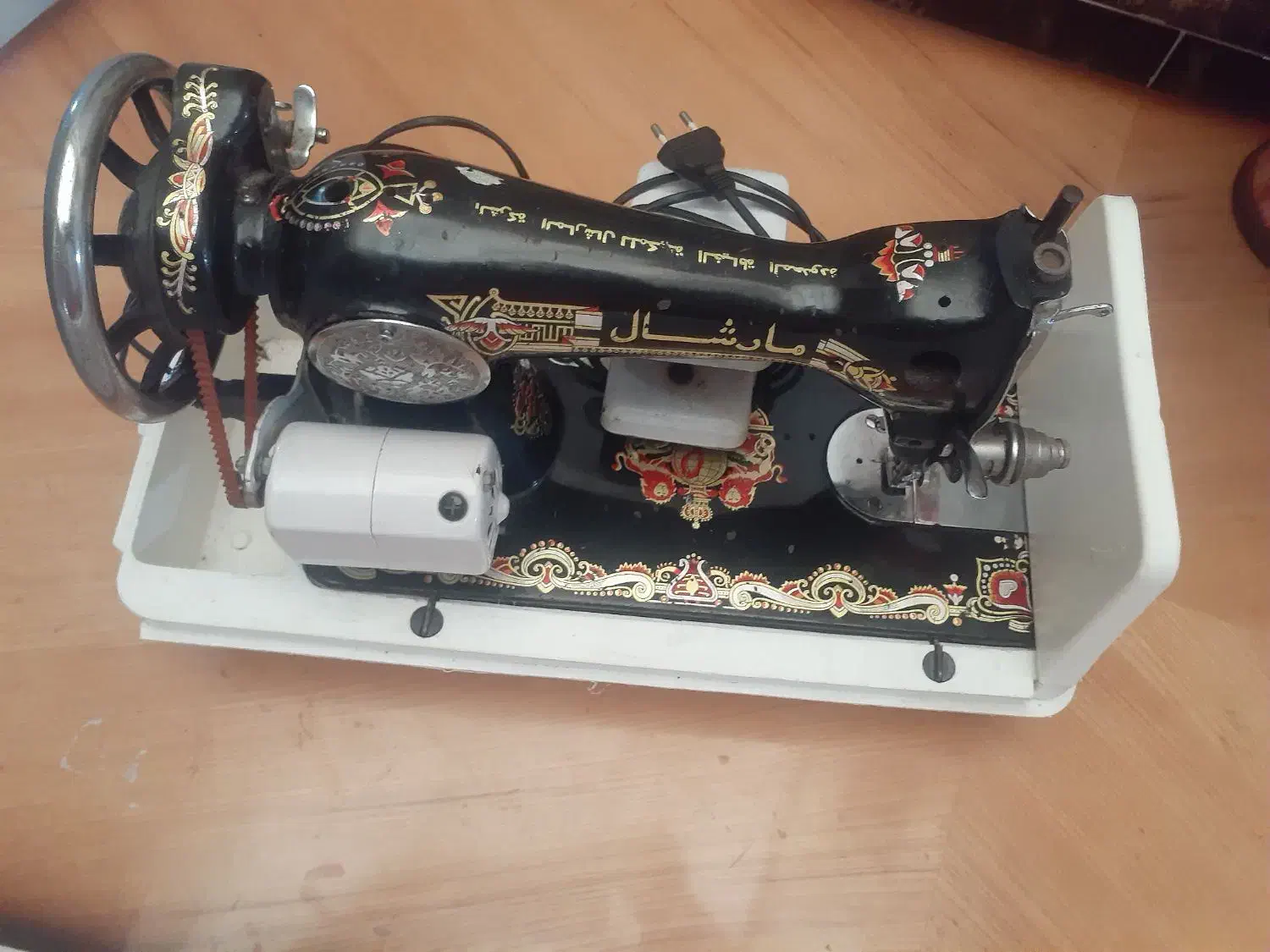 یک عدد چرخ خیاطی نو و سالم|چرخ خیاطی و ریسندگی|اردبیل, |دیوار