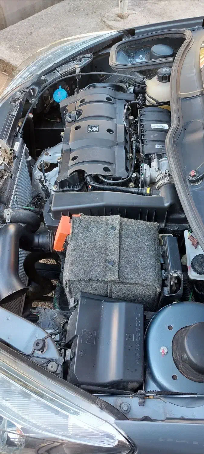 207 مدل ۴۰۰ فرمان برقی|خودرو سواری و وانت|شیراز, شهرک کوثر|دیوار