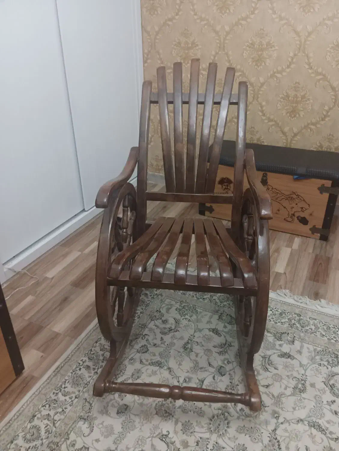 صندلی راک|صندلی و نیمکت|فردیس, شهرک راه آهن|دیوار