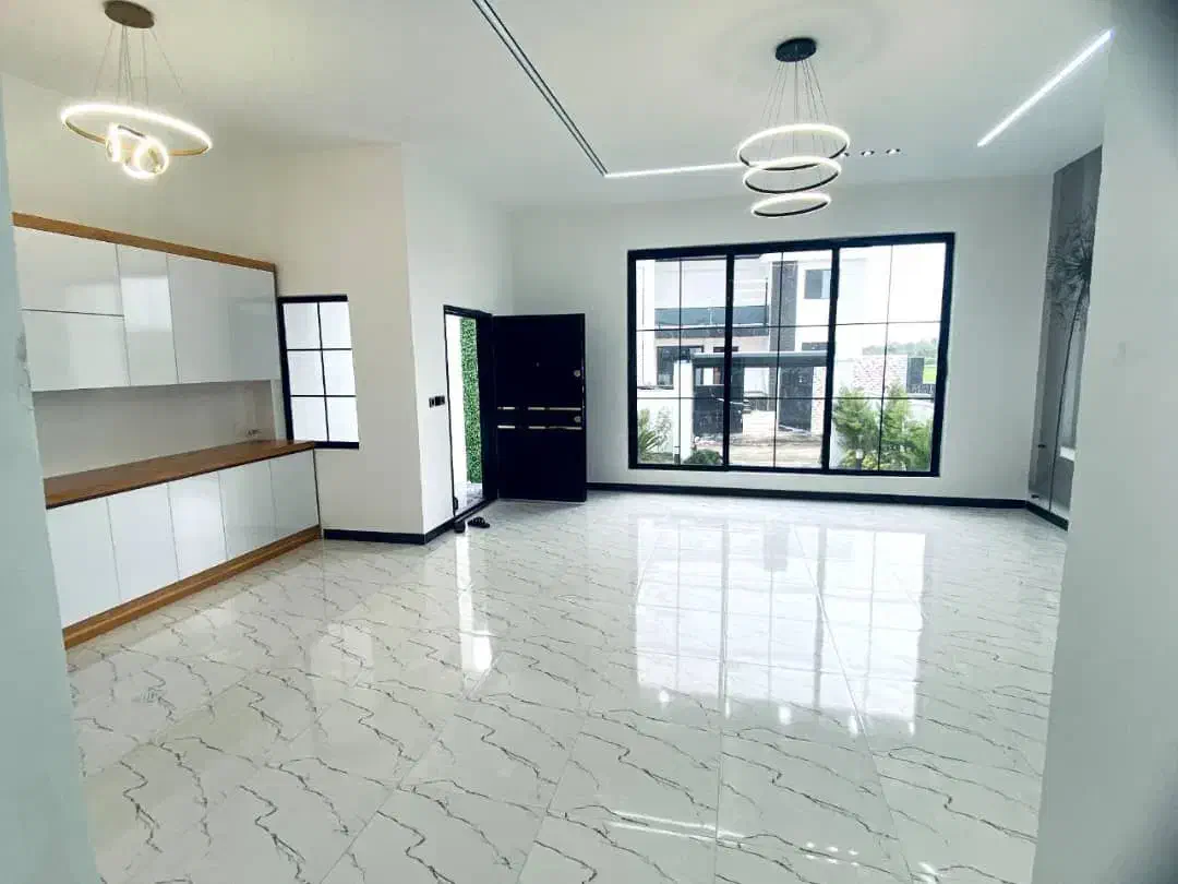 ویلامدرن با روفگاردن /سند و مجوز /تهرانی نشین|فروش خانه و ویلا|امامزاده عبدالله, |دیوار