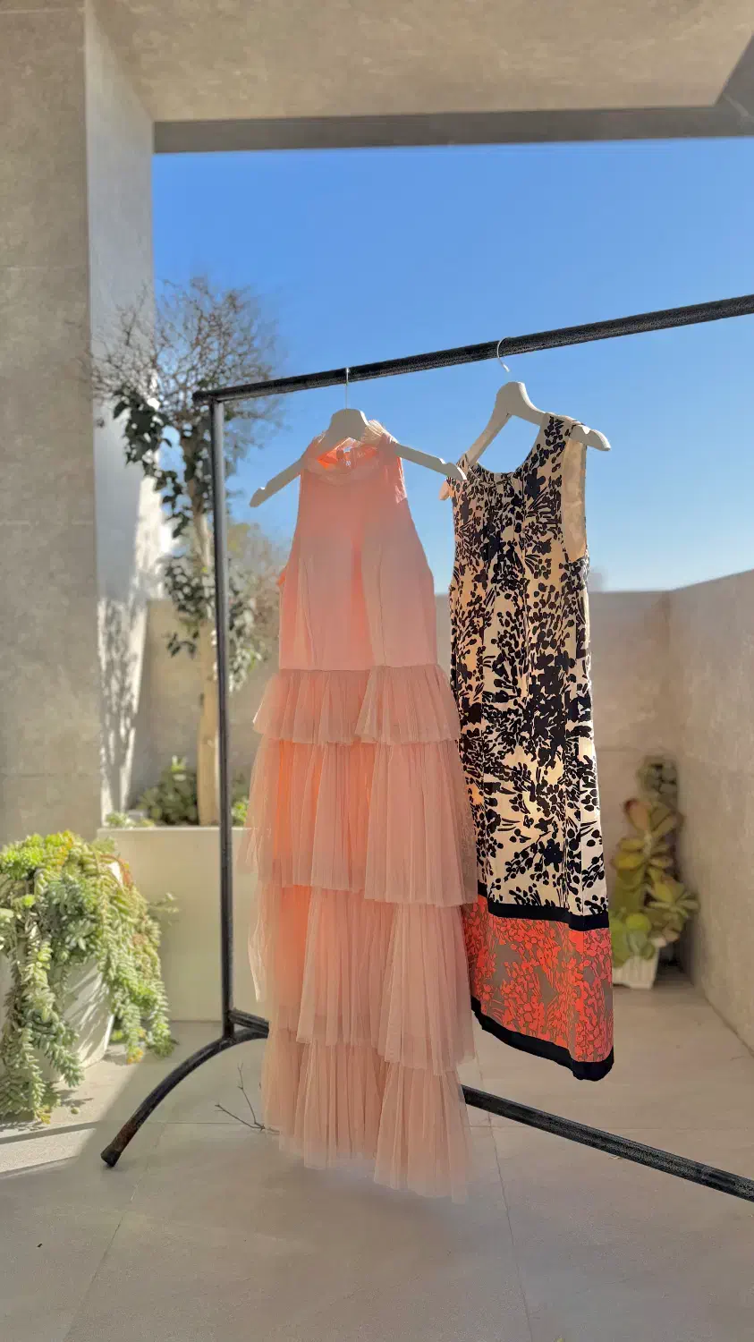 پیراهن دخترونه|لباس|ساری, |دیوار