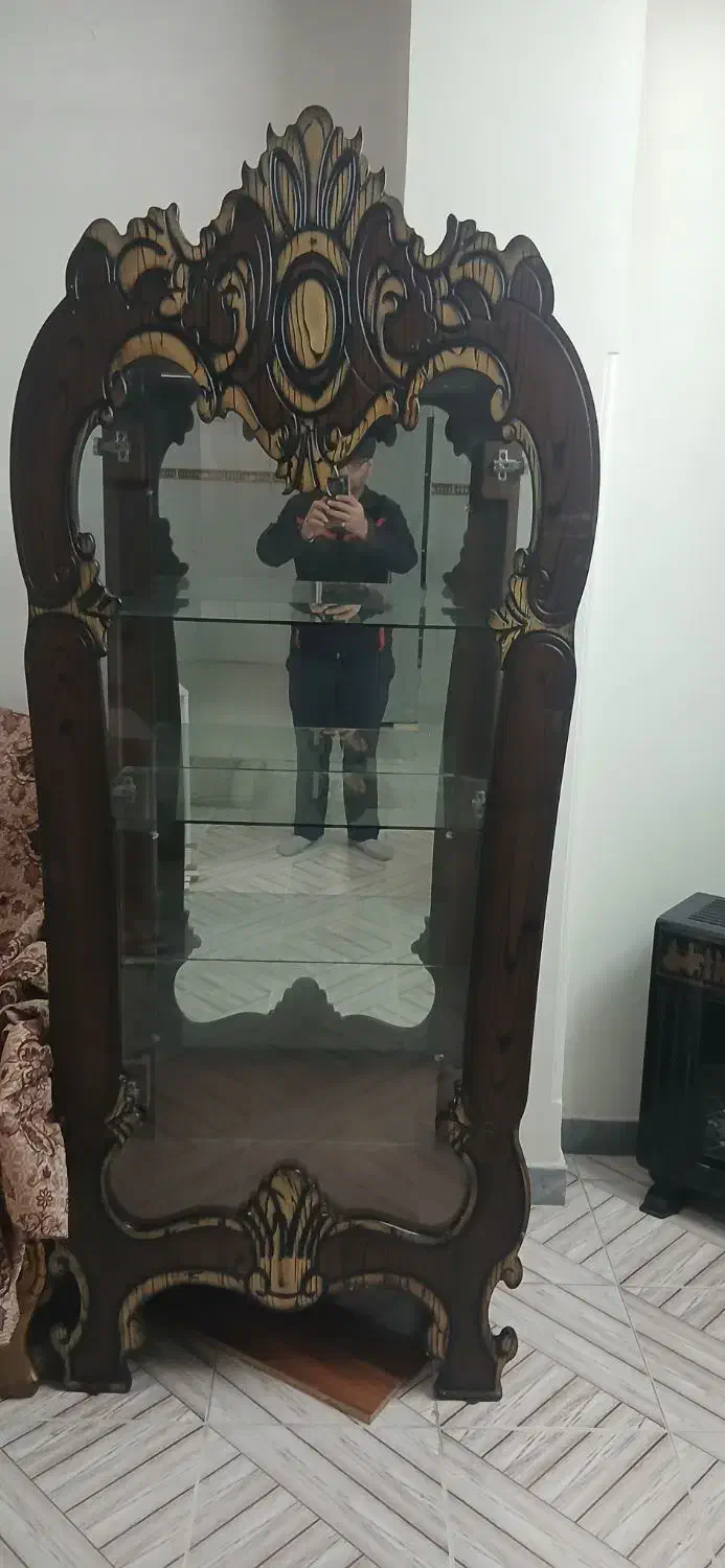 ویترین درجه یک در حد نو|بوفه، ویترین، کنسول|بابل, |دیوار