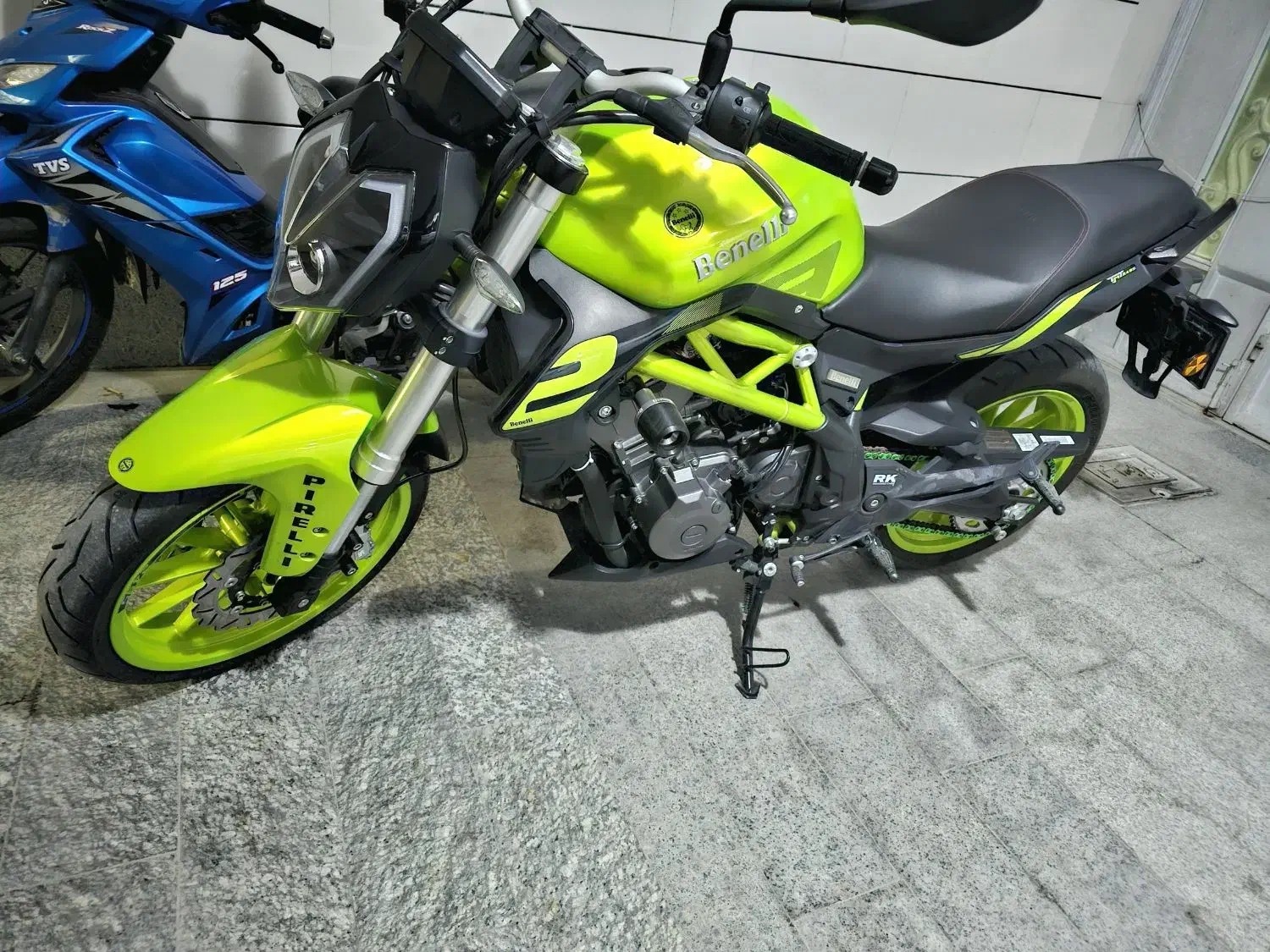 بنلی ۲۵۰ فسفری|موتورسیکلت|اصفهان, گرکان|دیوار