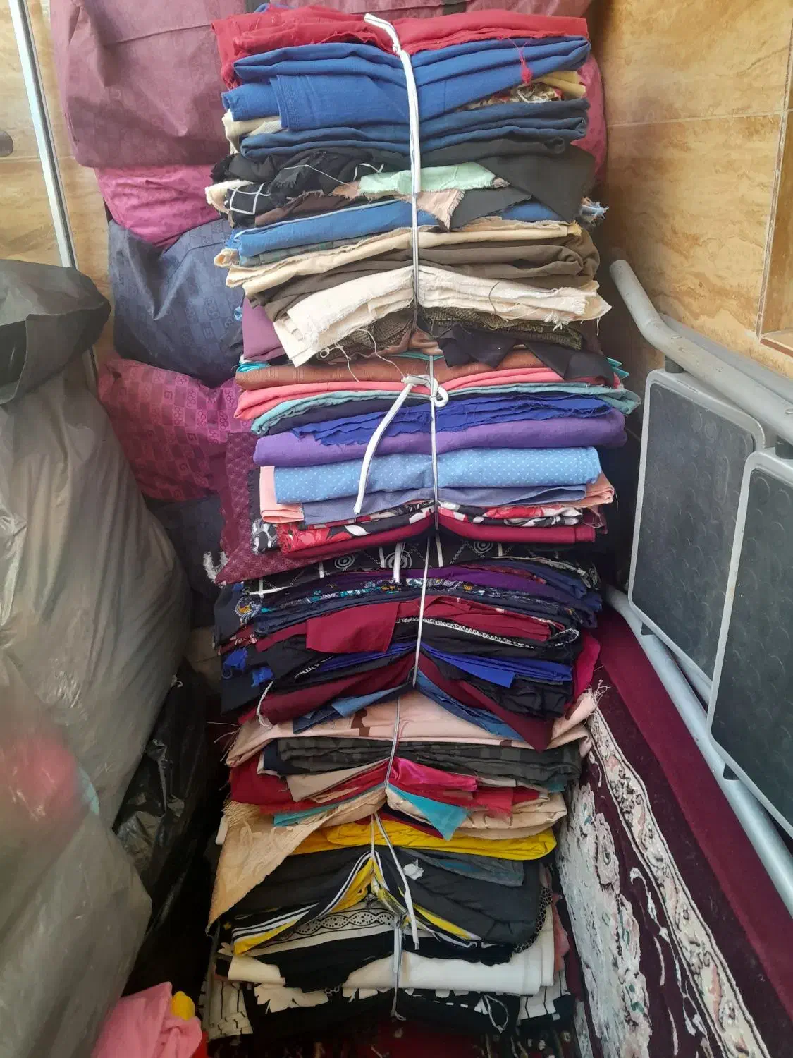 پارچه|لوازم خیاطی و بافتنی|اسلام‌شهر, مظفریه|دیوار