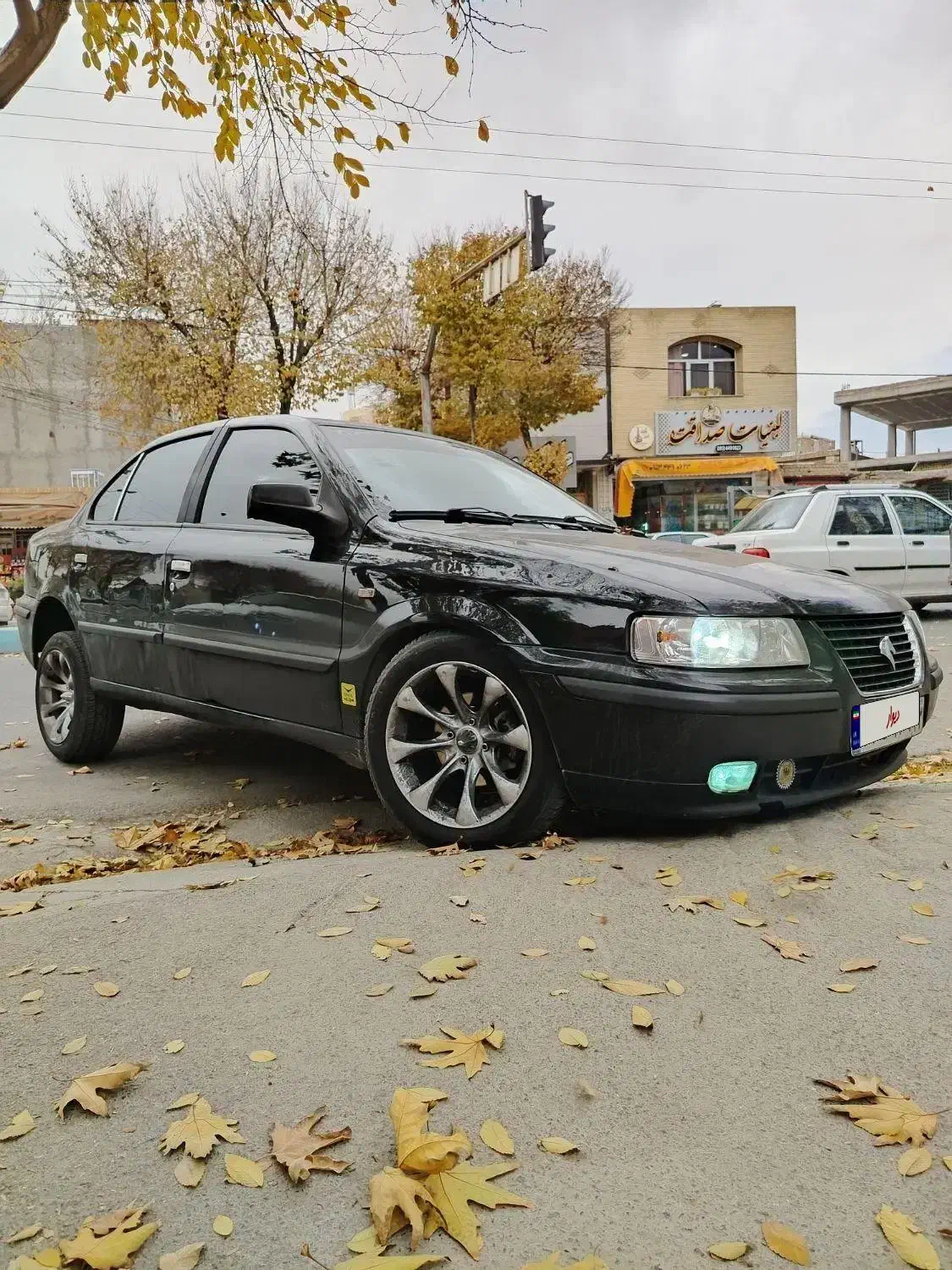 سمند یه گلگیر رنگ ۸۲|خودرو سواری و وانت|فولادشهر, پارک کوهستان|دیوار