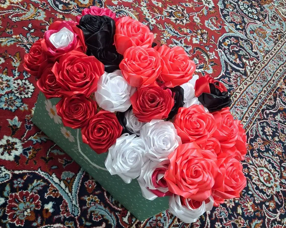 گل رز|گل مصنوعی|اردکان, |دیوار