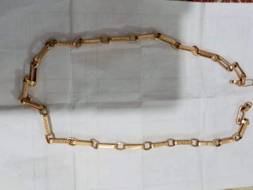 زنجیر ورساچ و نیم ست گویی ۲۵۰ بالا تابلو|جواهرات|یاسوج, |دیوار