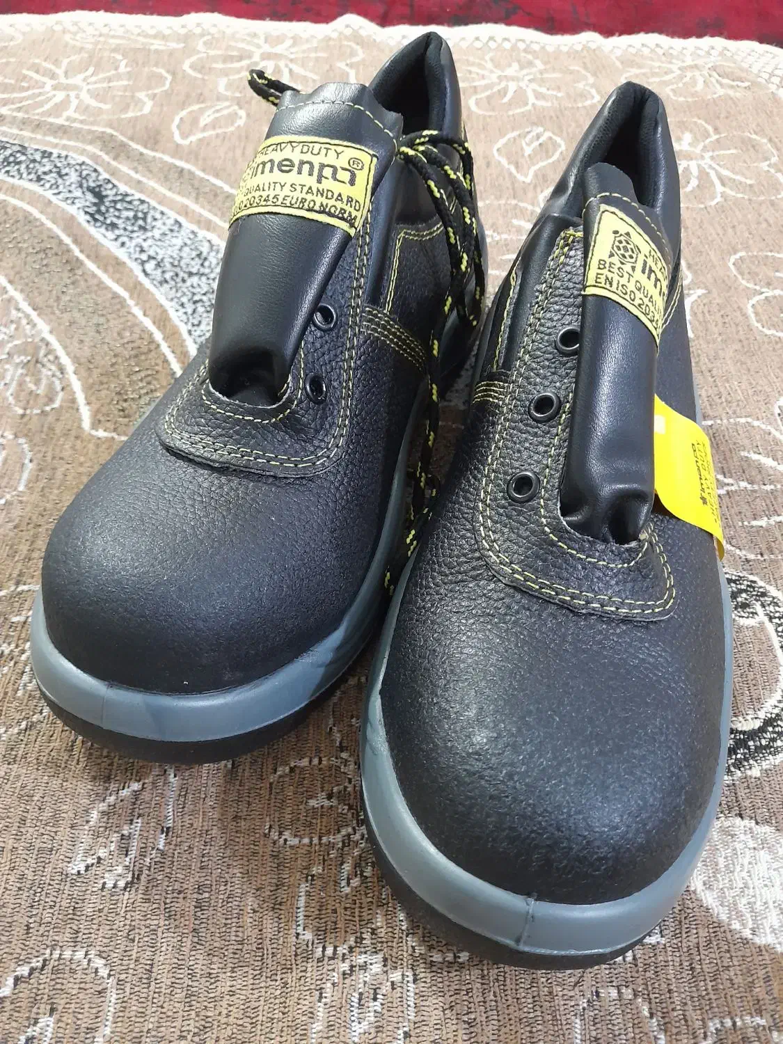 دو جفت کفش کار سایز 41|کیف، کفش، کمربند|فردیس, شهرک ۱۱۰|دیوار