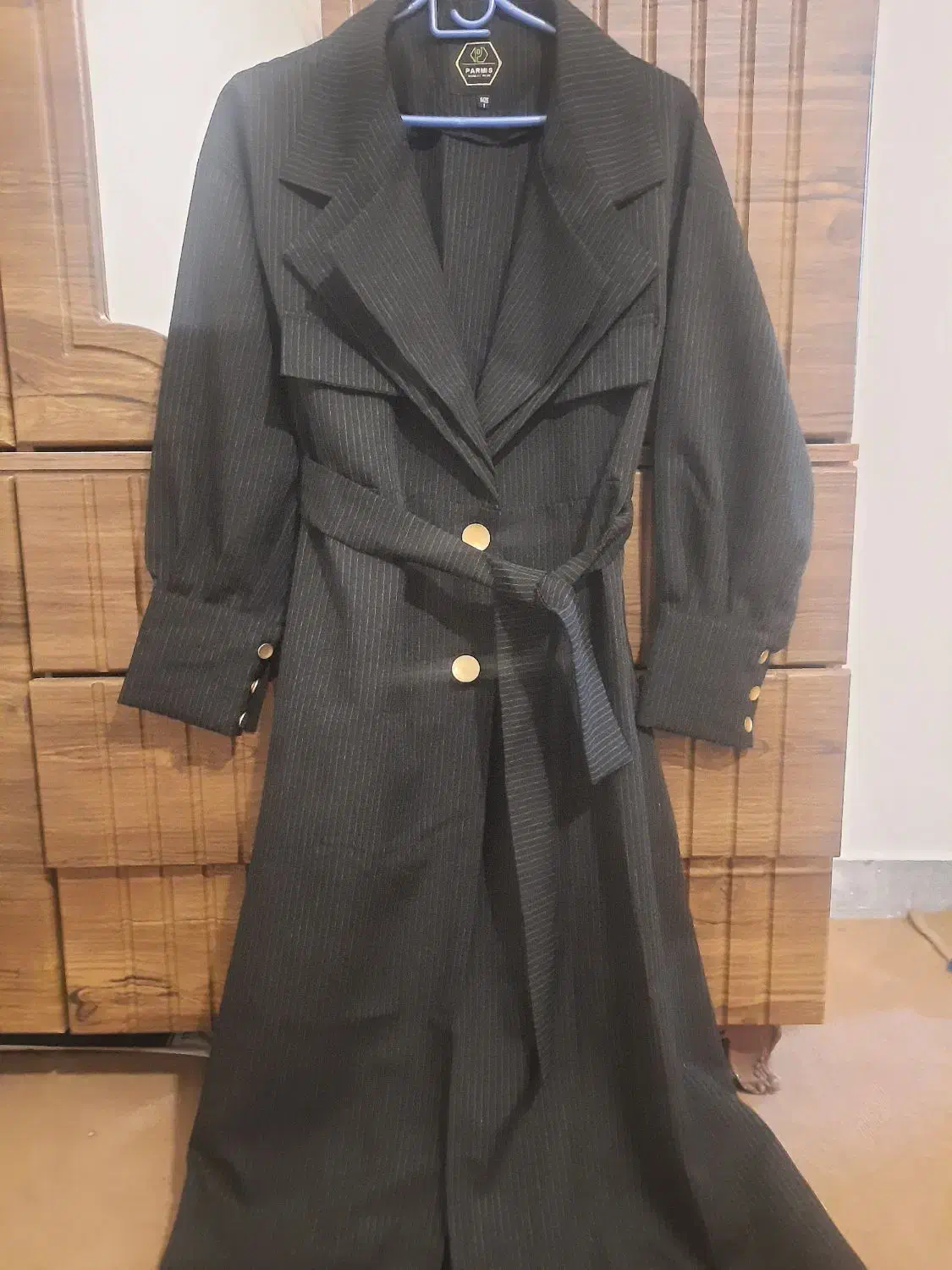 تعدادی مانتو نو سایز ۳۶ ۳۸ باقیمت مناسب|لباس|اهر, |دیوار