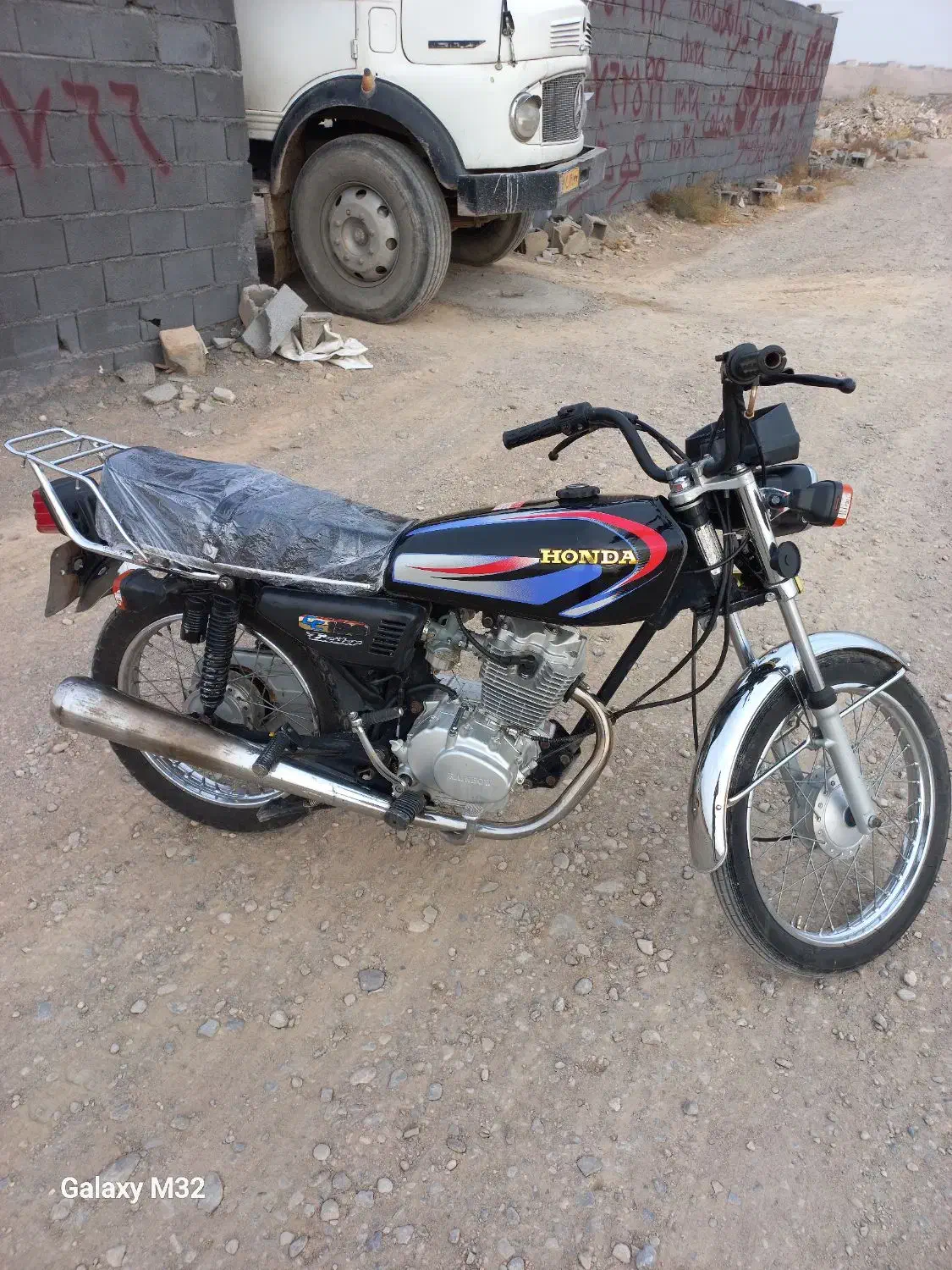 هوندا مدل ۹۵ هیرمند مدارک تکمیل درحد ۱۴۰۴ بشرط|موتورسیکلت|مشهد, خواجه ربیع|دیوار