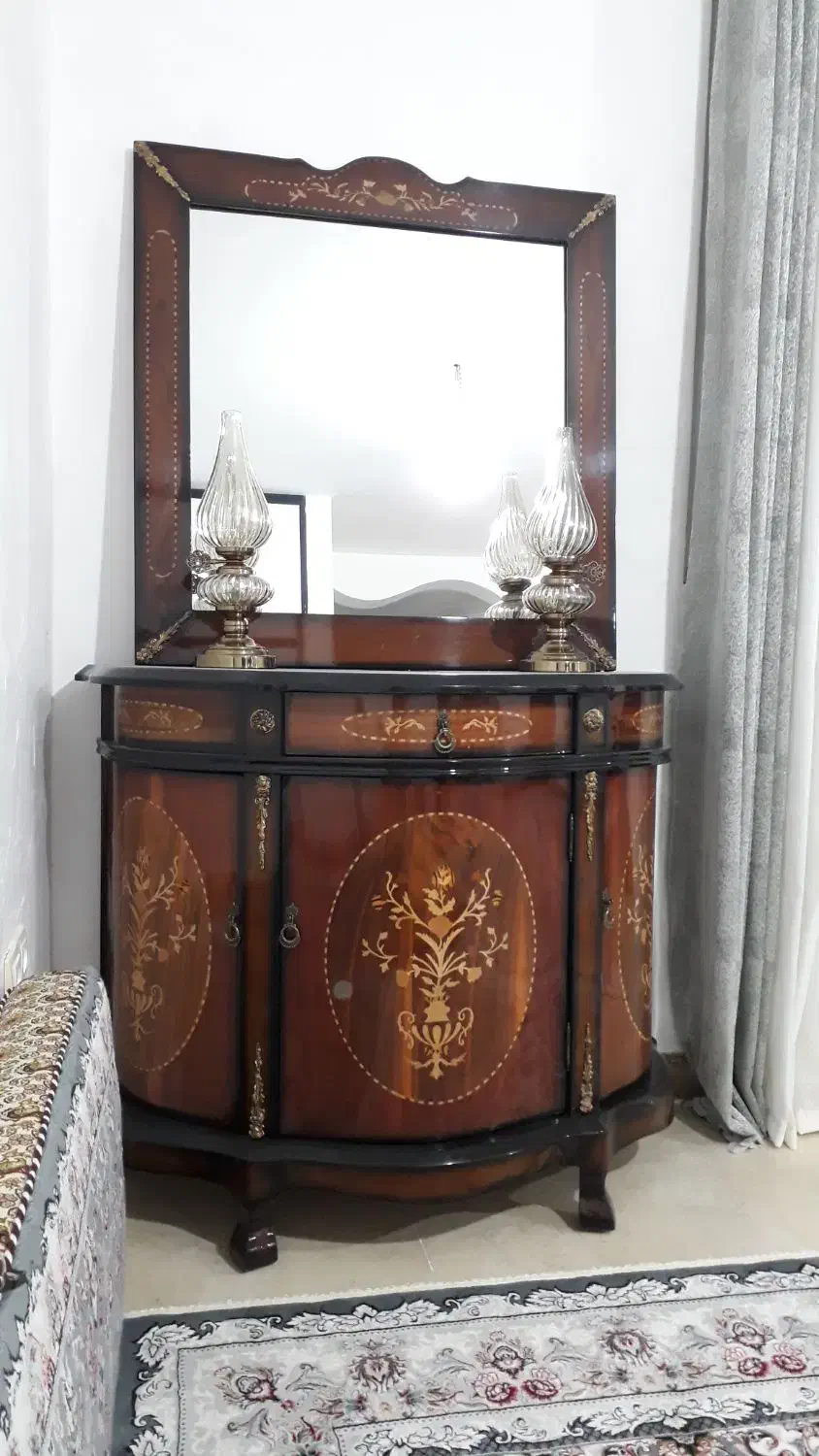 بوفه و آینهکنسول|بوفه، ویترین، کنسول|بیجار, |دیوار